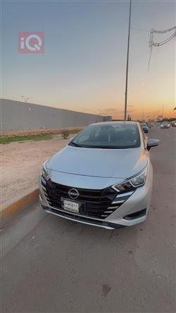 نيسان فيرسا